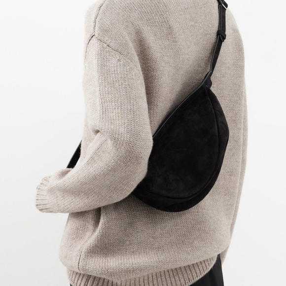 The Row small slouchy banana suede crossbody bag - Picture 3 of 4